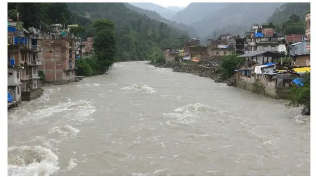 尼泊尔饱受洪灾困扰