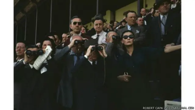 د رابرټ کيپسا انځور اخيستنه ډېره ګرانه ده او نوی انځور يې شاوخوا ۱۰۰۰ پونډه ارزښت لري