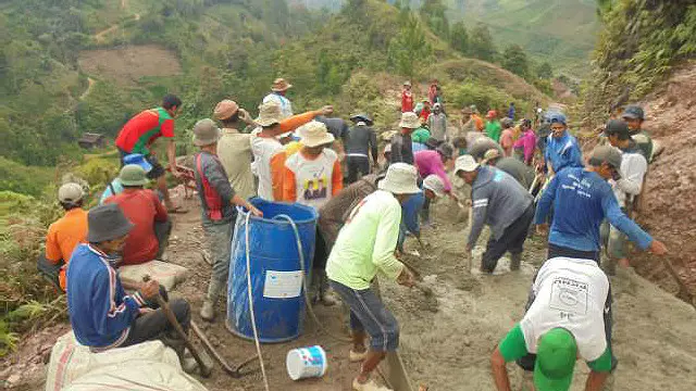 penduduk desa bone bone