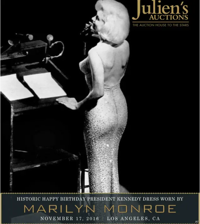 قالت صالة المزادات إن الفستان كان من الضيق لدرجة أن مونرو لم ترتد شيئا اسفله