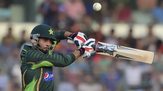 سعد نسیم کی بھی ٹیم میں واپسی ہوئی ہے ۔ وہ آخری بار اس سال بنگلہ دیش کے دورے میں ون ڈے انٹرنیشنل کھیلے تھے