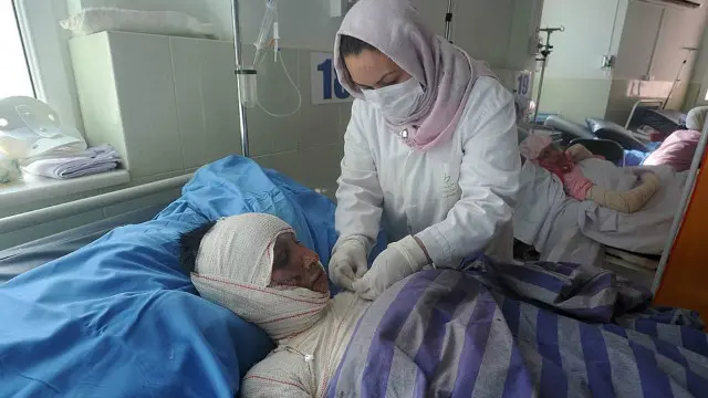 د روان لمریز کال په تیرو شپږو میاشتو کې یوازې په هرات کې د ځان وژنې څه باندې ۵۰۰ پېښی په روغتونونو کې ثبت شوې دي