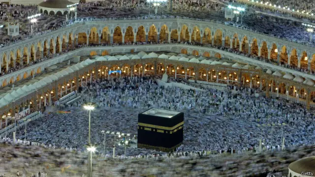 Sebanyak 229 WNI ditahan aparat Arab Saudi di Mekah pada Rabu (7/9), di dua tempat penampungan berbeda. Mereka terdiri dari 155 perempuan, 59 laki-laki dan 15 anak-anak.