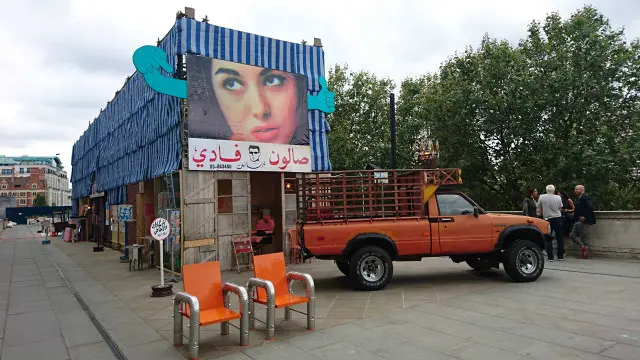 著名女建築師安娜貝爾·卡薩爾（Annabel Karim Kassar）為黎巴嫩館設計的貝魯特街頭市場裝置作品贏得本屆雙年展的大獎。