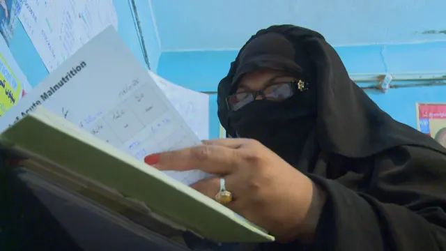 بی بی آسیہ کے بقول وہ تو کسی صورت شوہر کے ہمراہ افغانستان نہیں جائیں گی اور یہی خیالات ان کے بچوں کے بھی ہیں