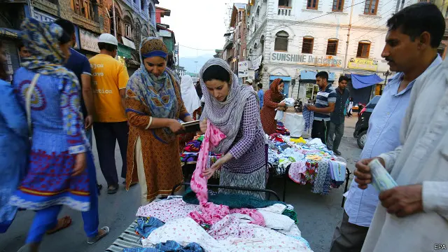 श्रीनगर में ईद की तैयारियां