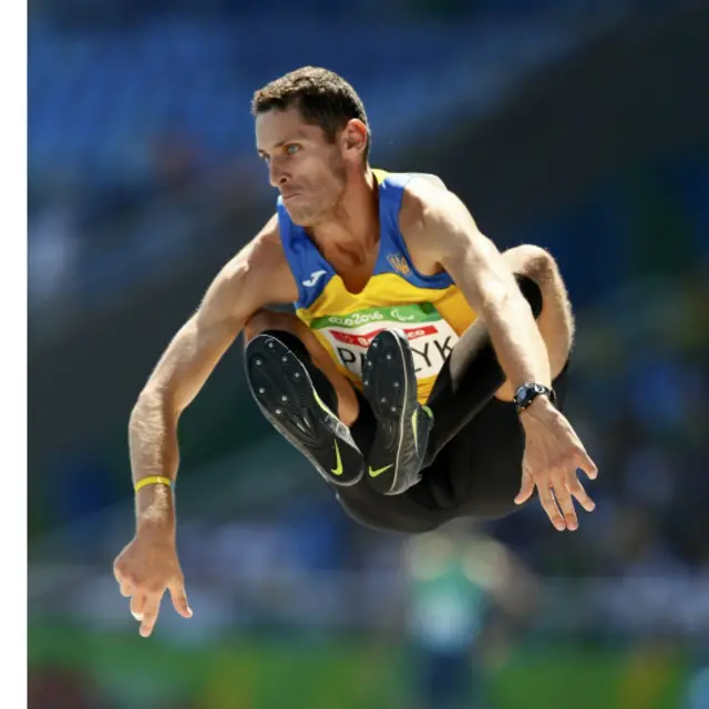 Роман Павлик получил бронзовую медаль в прыжках в длину