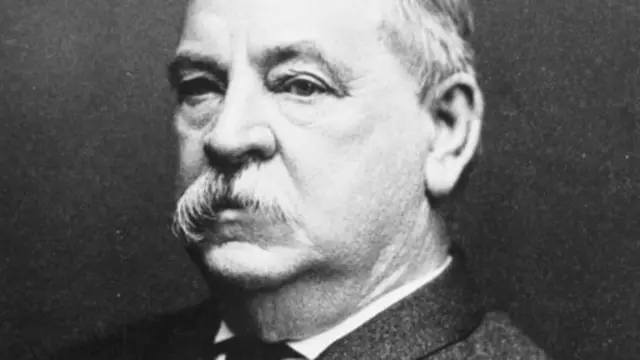 克利夫兰在发现嘴里的肿块，后证实为口腔癌后。