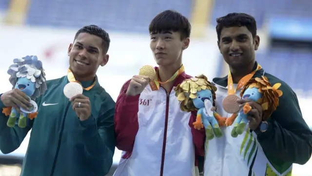 حیدر علی کا تعلق گوجرانوالہ سے ہے اور وہ کھیلوں کی بنیاد پر پاکستان واپڈا سے وابستہ ہیں