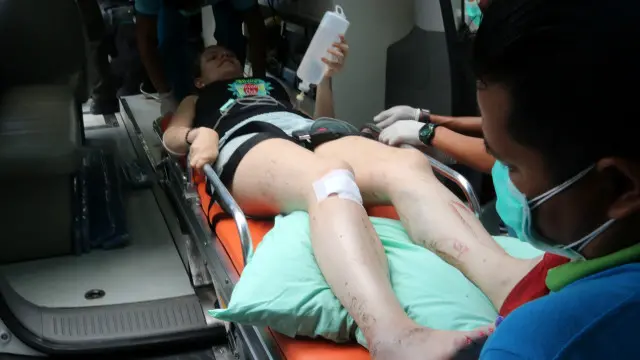 Seluruh 35 penumpang kapal tersebut berasal dari mancanegara.