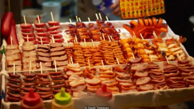 香港有大量美食美不胜收,在这里您永远不会挨饿(图片来源:Sarah Treleaven)