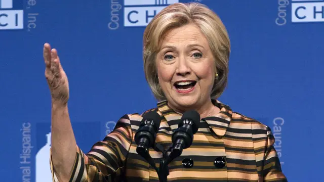 ركزت كلينتون في كلمتها على الشأن الاقتصادي