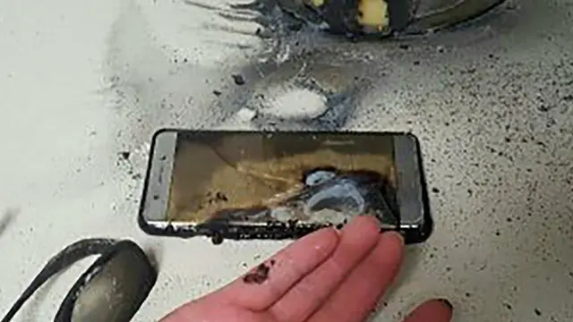 حالیہ دنوں میں نوٹ سیون کے پھٹنے کے مزید واقعات سامنے آئے ہیں