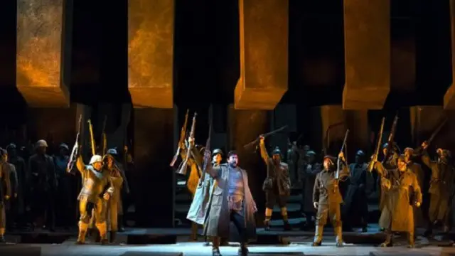 أكثر من نصف ميزانية أوبرا باريس تأتي من المال العام