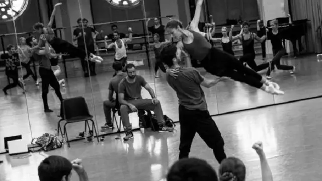 بنيامين ميليبييه مدير الرقص السابق تعرض لانتقادات في التقرير