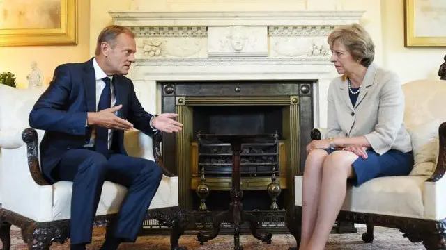 Presiden Dewan Eropa Donald Tusk bertemu dengan PM Inggris Theresa May di London pekan lalu.