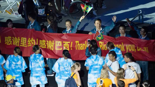 里約殘奧會閉幕式上中國殘奧代表團進場(新華社圖片18/9/2016)