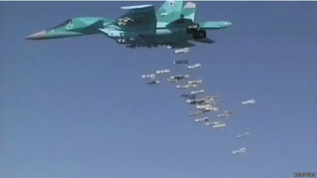 Pesawat tempur Rusia memborbardir posisi Negara Islam di Deir al-Zour pada Minggu (18/09)