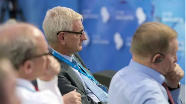 Карл Більдт, разом із іншим шведом, економістом Андерсом Аслундом, є одними із провідних експертів з українських питань