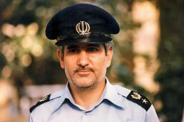 سرتیپ منصور ستاری، نخبه پدافند ایران، او کسی بود که پس از رسیدن به فرماندهی پدافند نیروی هوایی در اواسط جنگ (سپس فرماندهی نیروی هوایی) تاکتیکهایی را اتخاذ کرد که تلفات جنگندههای عراقی را با استفاده از موشکهای ضد هوایی هاک افزایش داد