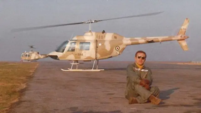 هلیکوپتر سبک و چابک آگوستا بل ۲۰۶ ملقب به جت رنجر در جریان آموزش نخستین گروه از خلبانان این هلیکوپتر در ایتالیا در سال ۱۳۴۸. در مجموع ۱۸۴ فروند از این هلیکوپتر برای هوانیروز ایران خریداری شد که برای آموزش خلبانی، و عملیاتهای شناسایی استفاده میشد