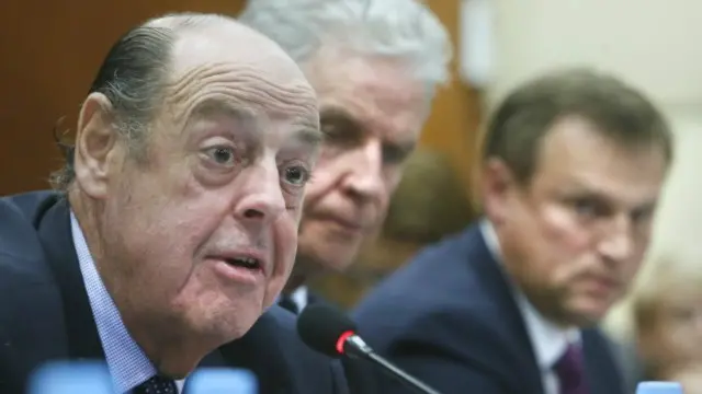 Онук Вінстона Черчілля, сер Ніколас Соамс, член британського парламенту від консерваторів, каже, що не знає, коли точно почнеться "брекзит"