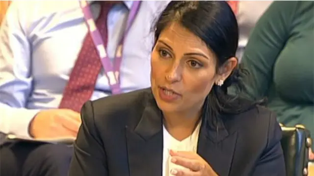 تحذر بريتي باتل من سوء الأوضاع الإنسانية العامة، خاصة الصحية، في اليمن.