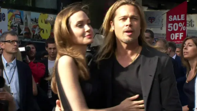 曾经相亲相爱，最后离婚收场。