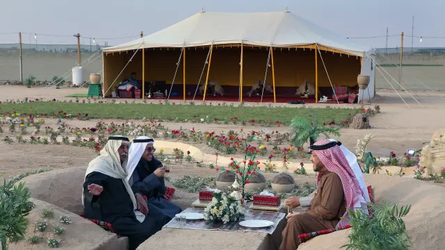 чоловіки в кувейті