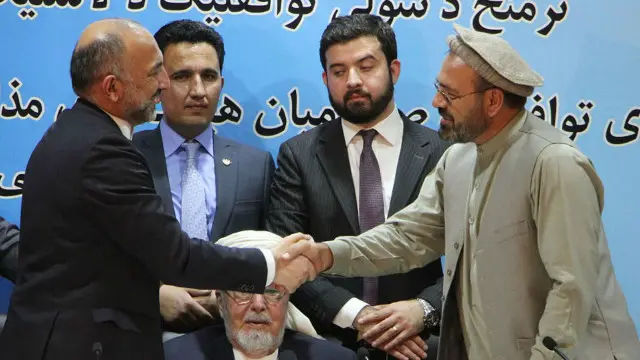  د افغانستان د دولت او حزب اسلامي د مرکچي پلاوي ترمنځ د پنجشنبې په ورځ (۲۲ سپټمبر) د سولې هوکړه لاسلیک شوه 