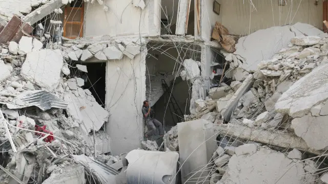 Setelah sempat berlangsung tujuh hari, gencatan senjata yang dipeolopori AS dan Rusia telah berakhir Senin lalu.