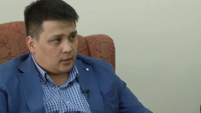 نورلان خدابردیف می‌گوید مدرسه‌ها به شکلی غیررسمی به فتح‌الله گولن ربط دارند