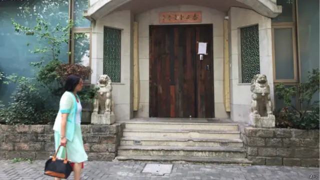 上海一家餐廳剛剛獲得米其林評級，就因「無照經營」被查處，成為「史上最短命的米其林餐廳」。