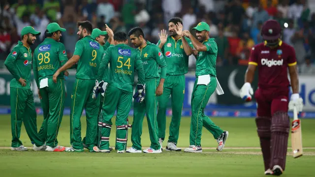 ویسٹ انڈیز کی ٹیم کو ابتدا سے ہی مشکلات کا سامنا رہا