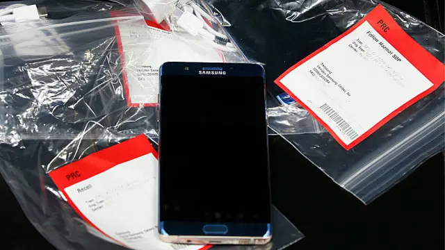 Điện thoại Galaxy Note 7 tại một điểm thu hồi sản phẩm ở Hoa Kỳ