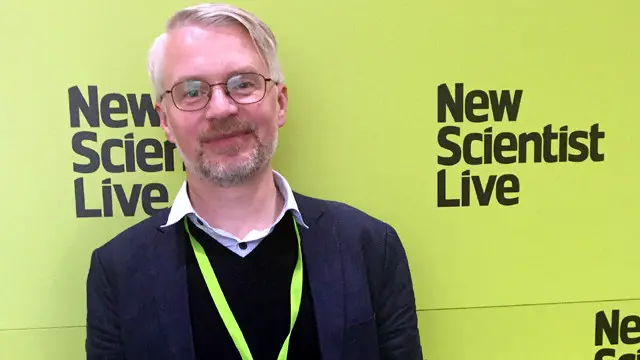 يقول البروفسيور كوولا إن من أكثر الاشياء التي أبهرته كمتخصص في علم الفلك وهو يقوم بدراسة علم المصريات، أنهم كانت لديهم بعض الاشياء المصنوعة من الحديد وذلك قبل العصر الحديدي واستخراج الحديد من المناجم