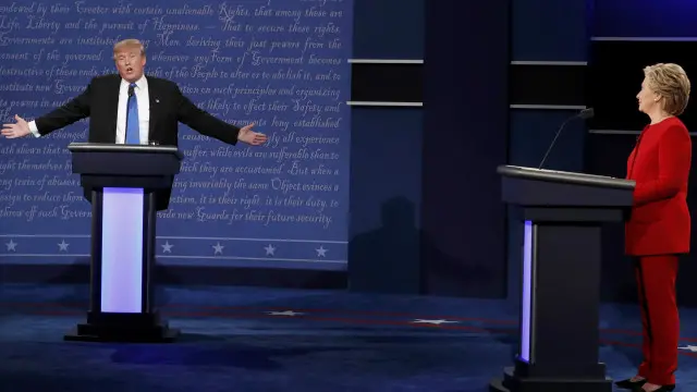 Tại cuộc tranh luận giữa hai ứng viên tổng thống, ông Donald Trump đã bị ứng viên Hillary Clinton đặt dấu hỏi về việc khai thuế.