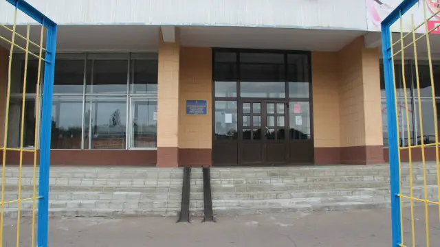 легкоатлетитчний манеж у броварах