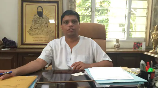 हालै फोर्ब्सले आचार्य बालकृष्ण भारतका ४८ औँ धनी व्यक्ति भएको जनाएको थियो