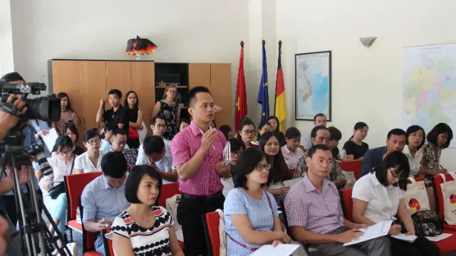Họp báo ở Sứ quán Đức ngày 28/9