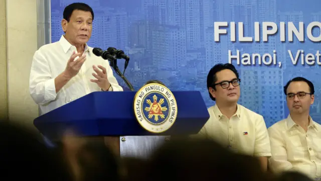 杜特尔特正对越南展开为期两天的国事访问。