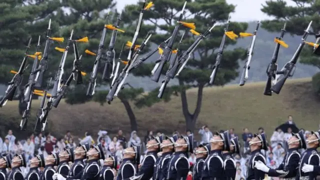 وجهت رئيسة كوريا الجنوبية نداءها في يوم الجيش