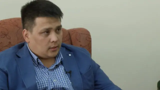 نورلان خدایبردیوف وايي اوس د قرغزستان ښوونځي له فتح الله ګولن سره کومې مستقیمې اړیکې نه لري.