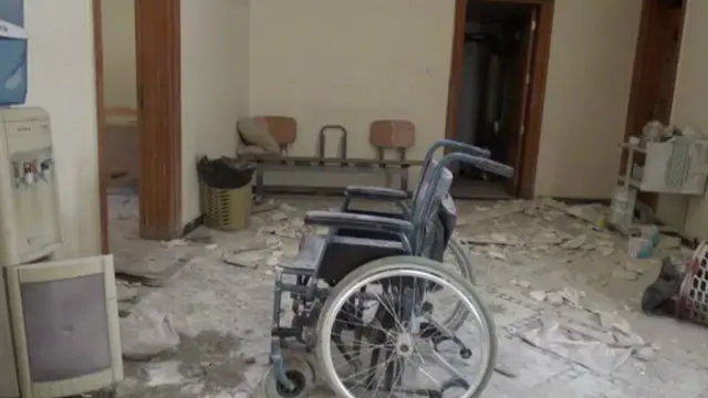 تتهم الولايات المتحدة روسيا والقوات الحكومية السورية باستهداف مرافق حيوية مثل المستشفيات في حلب.