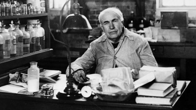 据说，美国发明家、企业家托马斯·爱迪生的最后一口气存放在亨利·福特博物馆展厅的一只试管瓶中（图片来源：Getty Images）