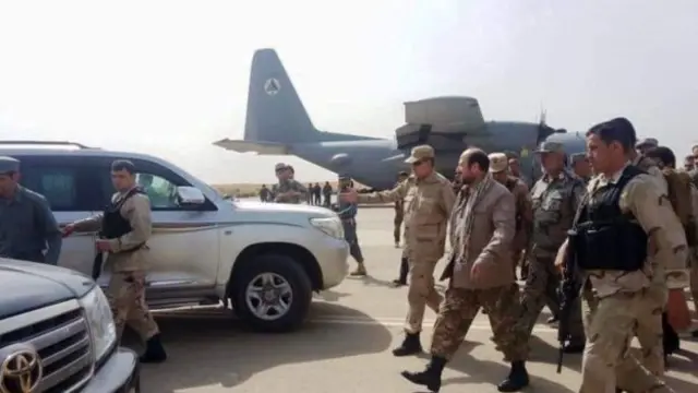 د کندوز جګړې ته د کورنیو چارو د وزیر پښې هم ورڅکول شوې دي