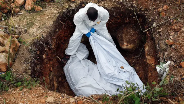 побережье Гаити разрушено ураганом "Мэтью"