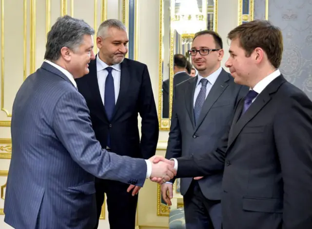 Порошенко і адвокати Савченко