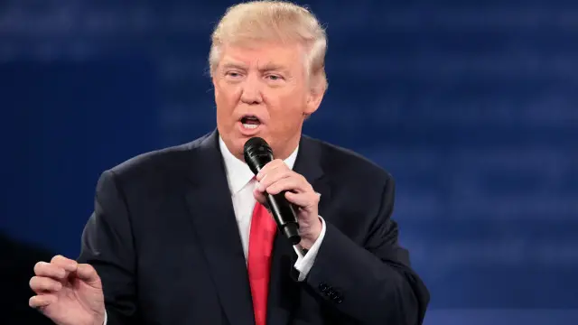 قال ترامب إنه ضحية لحملة تشويه سياسي.