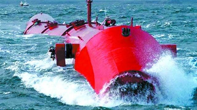 蘇格蘭的公司製造的漂浮在海上的波浪能發電裝置，酷似一條海蛇。中國也造出極為相似的產品